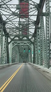 Portland Oregon Hawthorne Bridge | Clifford Paguio Photography