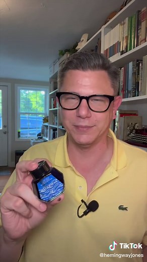 Blue Ink vs Black Ink: Which is Better for Writing?