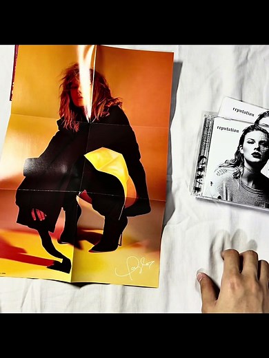 RARE Reputation Album - Taylor Swift CD DVD (Japan Edition)