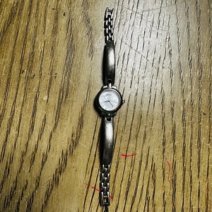 Gucci Women's Silver Chain Watch