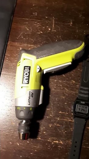 RYOBI CSD41 4V cordless screwdriver charging light blinking part 1. See description