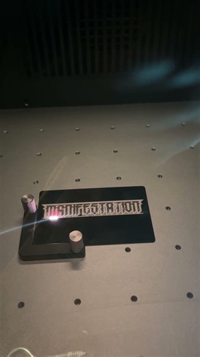 0.2 mm metal credit card engraving #laser #laserengraving