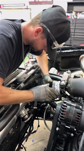 How to Fit a Motion Clamp on a 4-Inch Truck Antenna