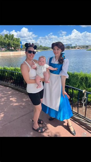 🎢💸 Who knew my side hustle could pay for a Disney pass?! Thanks to market research studies, I got paid to share my opinions — surveys, focus groups, and usability tests — and turned it into magic at the parks! ✨ 💡 Want to know how I do it? Check out my guide: Ways to Make Extra Money with Market Research Companies Link in bio 🫶🏻 #SideHustleWins #DisneyOnABudget #TheSanfordFoodie #ExtraIncome #sidejobsformoms | The Sanford Foodie