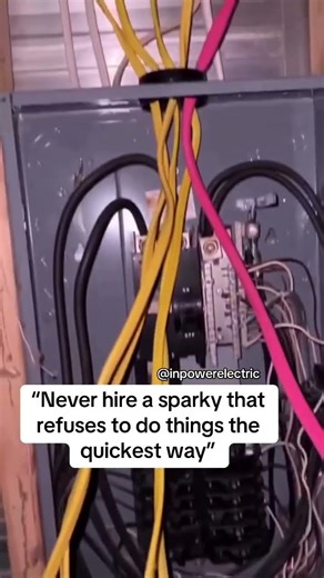 Hourly VS Salary Electricians Be Like...🤔