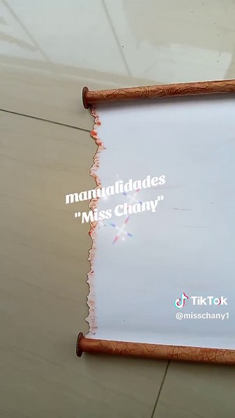 Cómo hacer un pergamino para niños - Manualidades creativas