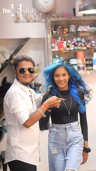 Blue highlights colour 🦋 🤩✂️ . #haircut #hairstylist #balayagehighlights #follower #haircolor