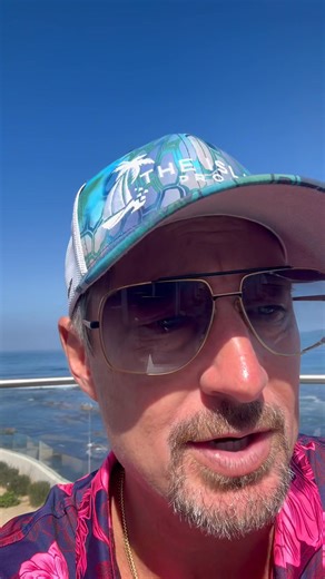 415K views · 10K reactions | TRUMP OFFICIALLY ENTERS WORLD WAR 3 TAKES OVER IRAN AIRSPACE IN TEHRAN !!!!!!!!! | AMTV | Facebook