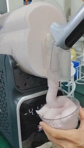 Slush Machine Ice Cream Making | Frozen Drinks & Desserts