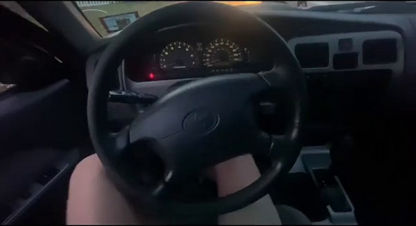 2001 Toyota 4Runner SR5 Sport Startup and brief walkaround