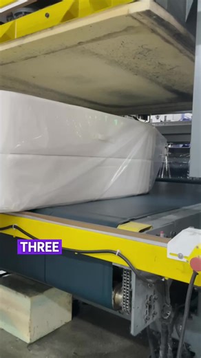 Hello to my ARMCHAIR DESK and COUCH BED! #sofa #linensheetsbenefits #bedroommusthaves #boneless #bonelesscouch