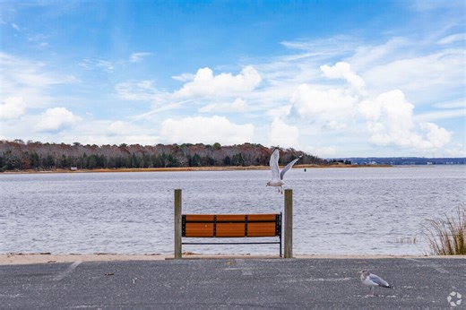 Living in the Weweantic Neighborhood of Wareham, MA