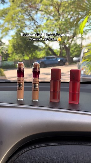 It looks better this way anyway 🤭 #MaybellinePH #MNYSocialCrew