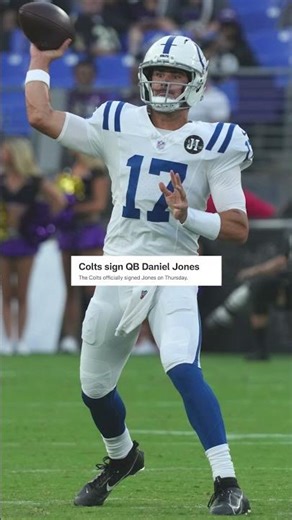 Daniel Jones Might Be The Greatest Bag Getter Of All Time 💼💰