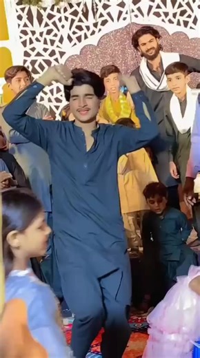 Exciting Mehndi Dance Moves You Must Try!