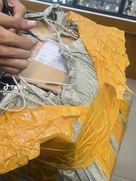 Packaging box roaw 😊#foryou #viralvideos #sylhet