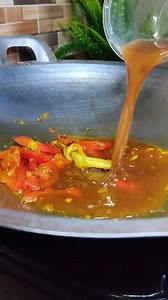 635K views · 10K reactions | Ikan apapun di masak kaya gini paling the best, Ikan bandeng masak pallumara #reels #masalanrumahan #menuseharihari #masakikanpallumara #ikankuahkuning #resepmasakan #resepmudah #asmrsounds #asmrvideo #fyp #food #cooking | Risma | Facebook