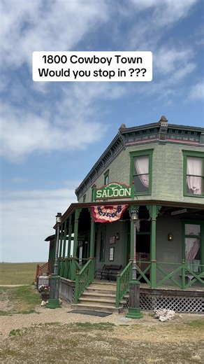 Step back in time at 1880 Town in South Dakota, where the Old West still lives. Wooden boardwalks, frontier buildings, and historic cabins recreate what life looked like in a real 1880s settlement. Some of the buildings here were moved from actual towns across the state, and the site even served as a movie set for Dances with Wolves. Walking these dusty streets feels like stepping straight into the Wild West. #HistoricAmerica #roadtripusa #sightseeing #roadtrip #cowboy