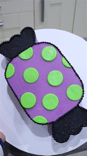 113K views · 956 reactions | Candy cake!  Is there anything that screams halloween more than a candy shaped cake? I think not! Candy flexi frost and carve set from frostform.com- use code FROSTLOVE10 for a discount at frostform.com checkout #halloweencake #buttercreamcakes #funfetticake #cakedecorating #spookyseason #trickortreat #fblifestyle | Loveisbakeable | Facebook