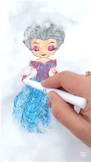 Changing Elsa’s Dress Color in the Snow❄️🤗#elsa #art #coloring 👍🏻