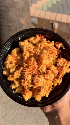 Angry Chickz - Feed Your Hangry on Instagram: "The Angry Mac goes all in on flavor 🍟🧀🍗 Fries, creamy mac, chopped tenders, and that signature Angry Chickz sauce—all layered up and ready to go. One bite and it’s game over."