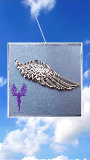 Honor the incredible spirit of an amazing healer with this bespoke angel wing pendant, meticulously crafted in luminous 14k white gold. ✨ I feel Joya's energy was also a part of this unique and spiritual pendant. The angel who watched over me when alive and now up in the galactics watching over me now. ✨ ♥️ ✨ #lostangelsjewelry #customweddingbands #oneofakind #joya #spanishjewel #angelwings #angelpendant