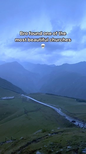 Essa🍃 on Instagram: "Gergeti Trinity Church✝️🏰, also known as Tsminda Sameba, is located in Georgia🇬🇪 near the village of Gergeti, at an altitude of about 2,170 meters (7,120 feet) on Mount Kazbek🏔️. This 14th-century church is known for its stunning backdrop of the Caucasus Mountains and its unique architecture, featuring a cross-cupola design. The church is an important pilgrimage site and offers breathtaking views of the surrounding landscape. Accessible by a challenging hike or a short