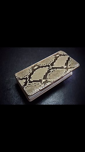 Python ・ ・ ・ ・ ・ ・ ・ ・ ・ ・ ・ #zoolleather #handmade #handstitched #手縫い #leatherwallet #leathercraft #leatheraccessories #italianleather #vintagemotorcycle #leatherbelt #python #diamondpython #パイソン #革財布 | ZOOL LEATHER | Facebook