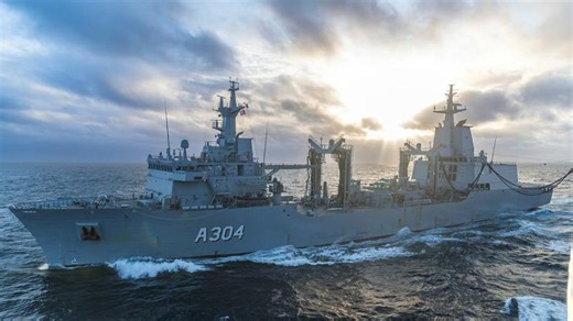 Stalwart keeps Aussie fleet at sea