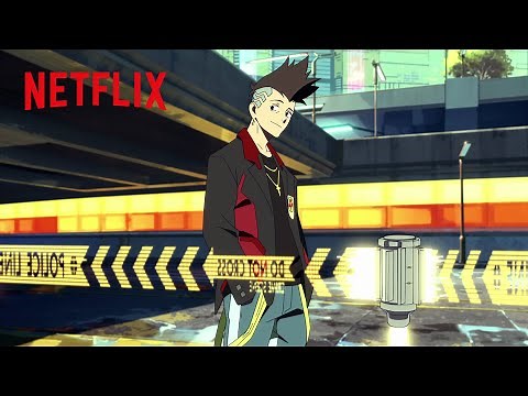 ナイトシティを歩くデイビッド | サイバーパンク: エッジランナーズ | Netflix Japan