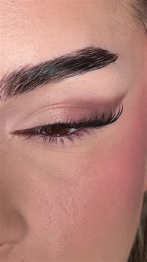 easy quick rose makeup tutorial 💗 #makeuptutorials #eyeshadow #cateyes #fy #makeuphacks