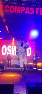 Oswald à la 25e édition du Haitian Compas Festival, ce samedi 20 mai 2023, au Bayfront Park, Miami. #tickettoupatou #haitiancompasfestival 🎥 : Amazan Photography | Ticket Magazine