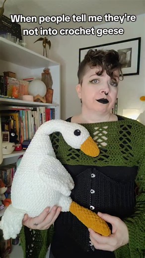 Crocheted geese are hilarious & cute, and you can't change my mind 🪿🧶❤️ Goosetopher the Goose Pattern by me. Video Tutorial on my Yew Tewb and PDF available on my website, Ravelry and Etsy Tags #crochet #crochetgoose #crochetstuffedanimals #crochetinspiration #goose | Graceface Creates