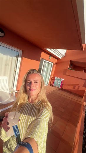 Hotel Room Tour: Share Your Vacation Experience