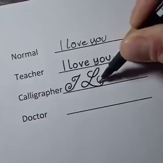 海外もやっぱお医者さんの文字（ですらないけど(笑)）はこんななのね
