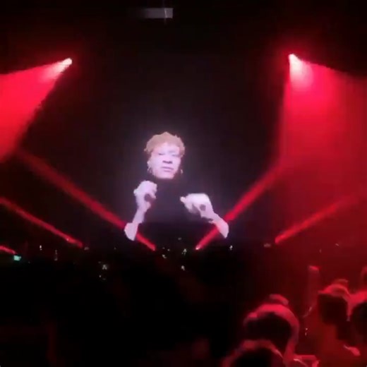 76K views · 1.8K reactions | Duke Dumont x Shaun Ross Red light...  Green light...  | Defected Records | Facebook