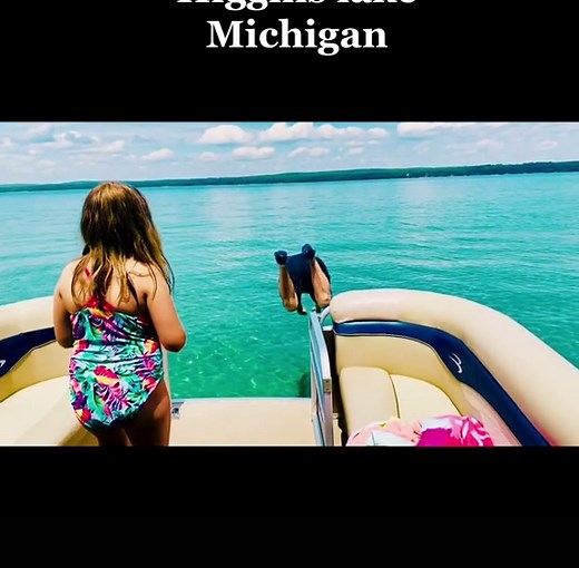 Higgins lake. Crystal clear clean lake enjoy😎#higginslake #lake #lakelife #michigan #vanlife #outdoors