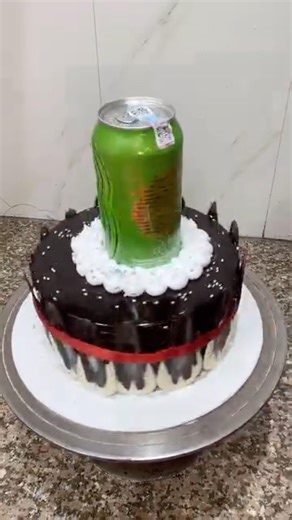 Wine Cake Design Tutorial #winecake #cake #cakedecoration #cakedesign #viral