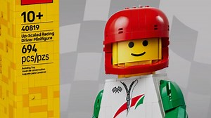 LEGO 40819 Up-Scaled Racing Driver Minifigure revealed