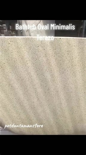 Bathtub Teraso Mini Oval Pas banget untuk kamar mandi minimalis Ukuran : Panjang 110cm,Lebar 65cm,Tinggi 60cm Siap Custom ukuran dan model sesuai kebutuhan Untuk layanan pemesanan, dapat menghubungi kami di kontak kami sebagain berikut : What's app : 081514557569 Instagram : @potdantaman_store Tokopedia : Utee Terazzo #dekorasikamarmandi #teraso #bathtubterazzo #bathtub #TerasoArt