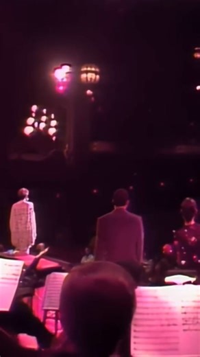 When Dionne Warwick teamed up with the genius duo Burt Bacharach and Hal David, music history was rewritten. Their collaborations created an entirely new language for pop and soul—graceful, intelligent, and timeless. Songs like Walk on By, I Say a Little Prayer, and Do You Know the Way to San Jose weren’t just hits; they were masterpieces of mood and meaning. Her smooth yet commanding voice carried sophistication that transcended genre and race, opening doors for countless artists who came after