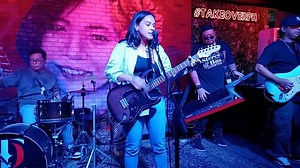 20 reactions | LAGING BIGO, LAGING SAWI SA PAG-IBIG  Enjoy this live performance of Mojofly’s hit song “Tumatakbo” at Madeline’s music video launch held at TakeOver Lounge: WATCH #Mojofly #Tumatakbo | MNL Online News | Facebook