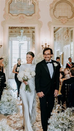 Sara Vicale on Instagram: "26 july, 2025 - a behind the scenes moment This season has truly tested us. The weather hasn’t always been on our side, and many weekends have been wrapped in clouds and uncertainty. Every time, until the very last moment, we hope the sky will change its mind, that the wind will shift, and that the sun will find its way back… because when you’re holding in your hands the most important day of a couple’s life, every decision feels a little heavier. You find yourself che