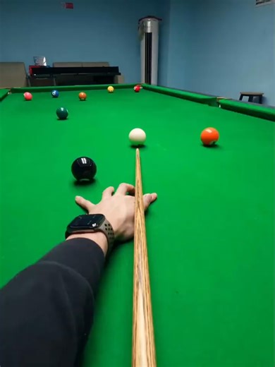 Precision and focus are what we pursue for perfection, both on the operating table and at the pool table.#KL #doctoroftiktok
