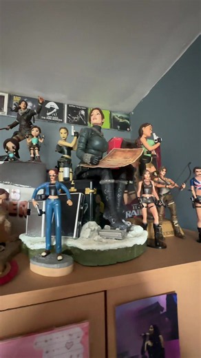 Tomb Raider Collection Tour: Lara Croft Memorabilia