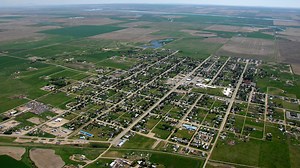 Everybody loves/hates Raymond, a thriving, net-zero town in oil-rich Alberta
