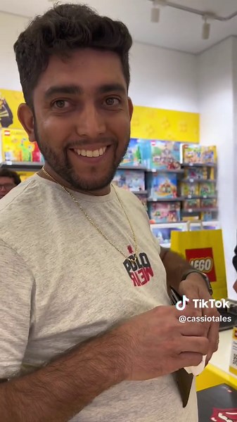 Transformação de LEGO em Ferrari de Controle Remoto