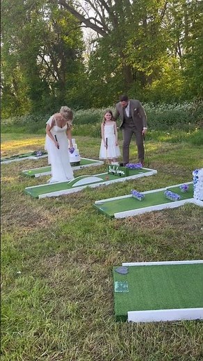 Wedding Timeline Tips | What Guests Do During Cocktail Hour