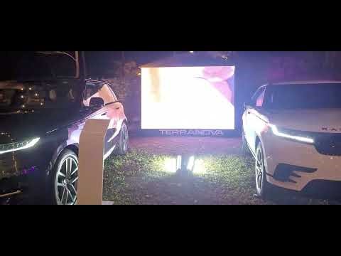 Painéis de LED, totens Touch-screen, iluminação e efeitos para eventos Mundo do Evento