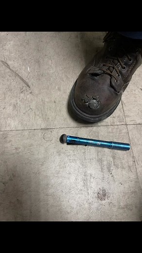 Ummm… has this ever happened to you?? Might have to do a part 2 so you can see it blow up! #fyp #foryoupage #worklife #streamlight #blewup #doesitmeansomething